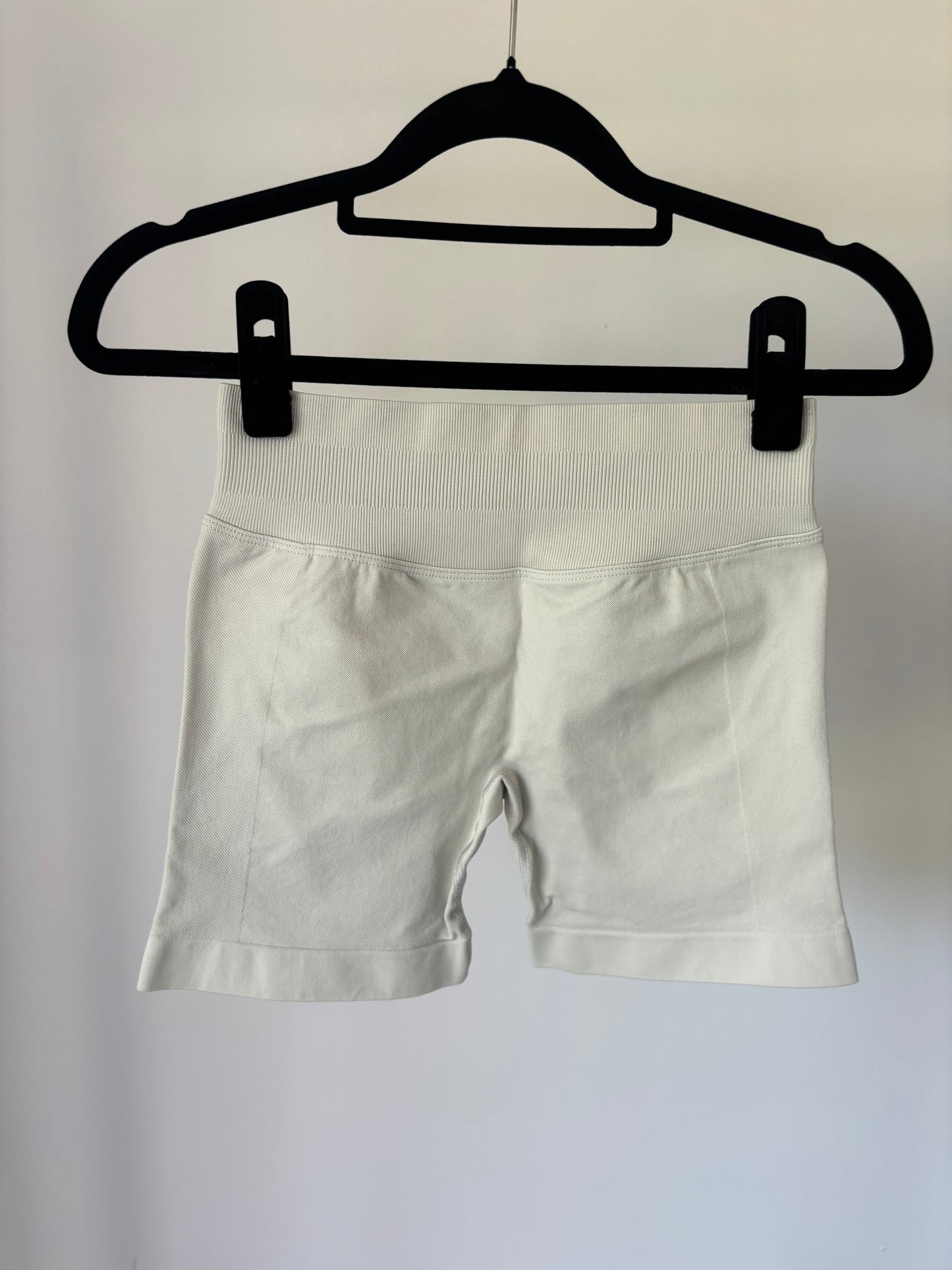 Seamless Scrunch Shorts