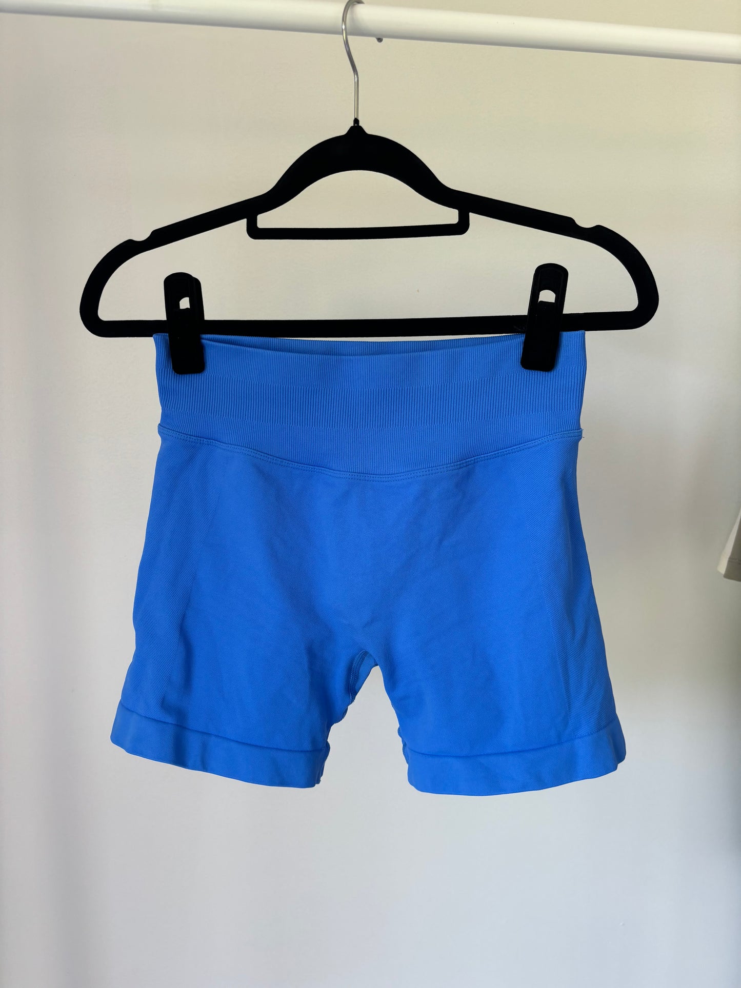 Seamless Scrunch Shorts