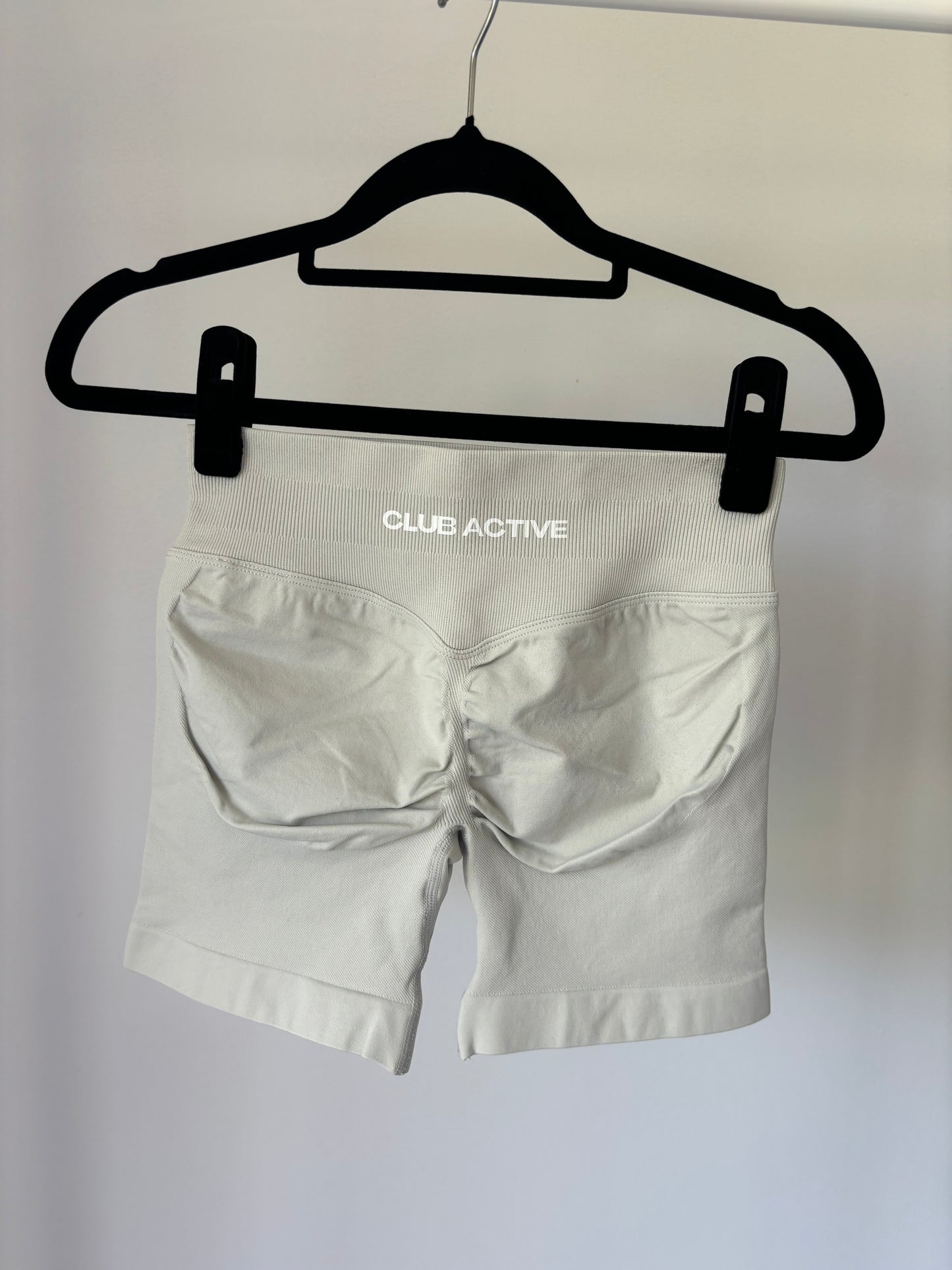 Seamless Scrunch Shorts